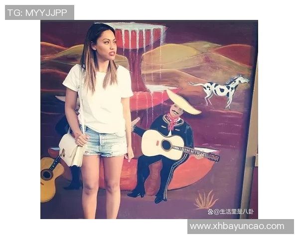 库里妻子真实生活照首次曝光引发网友热议和关注